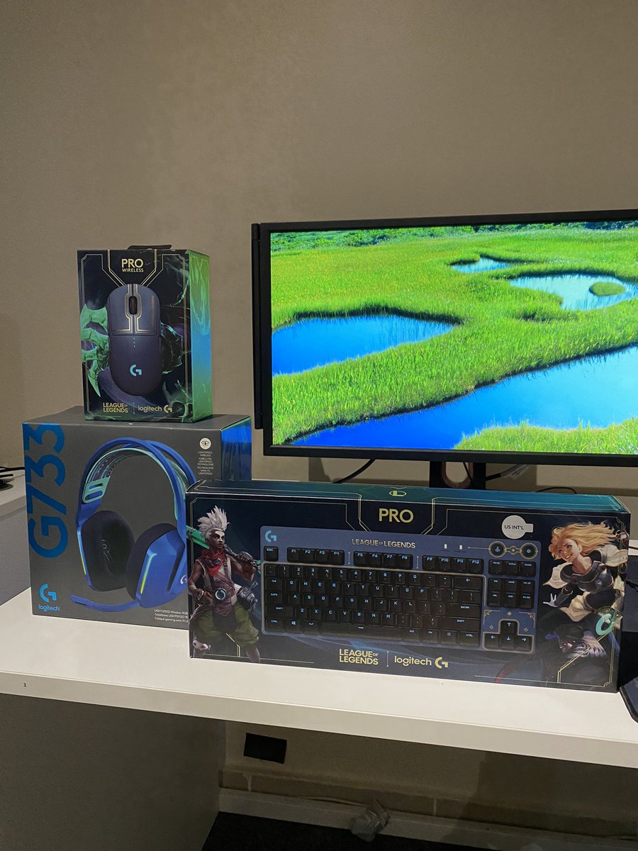 Yeni sezon öncesi çok güzel bir sürpriz. Teşekkürler <a href="/LogitechG/">Logitech G</a> <a href="/LogitechTurkiye/">Logitech Türkiye</a> <a href="/supmass/">SUP</a>