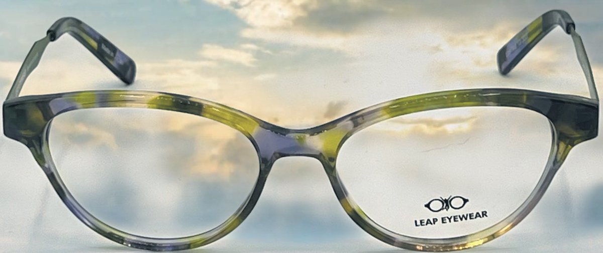 lance_flitter's tweet photo. New Model: Cheryl R. We have reversed the materials on best selling model Cheryl. Now acetate front with flexible beta-titanium temples. #LeapEyewear #independentbrand #LimitedEdition #eyewearfashion #opticalboutique #optometrists #opticians #smallbatch https://t.co/CnWNWx5ssO