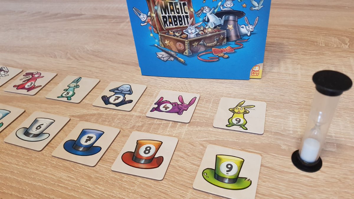 Sibi30015224's tweet photo. Okay, #MagicRabbit ist schon jetzt die positive Überraschung des Jahres. Lief ja voll unterm Radar, war überraschend auf der Empfehlungsliste des SdJ. Jetzt weiss ich auch warum. So simpel, so genial. Macht süchtig! Mal eben 7 Partien am Stück gespielt. Dauert ja nur 2:30 Min. 🐰 https://t.co/vRWG9G94dc