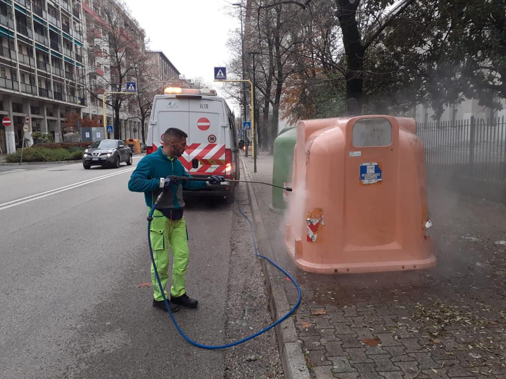 GruppoVeritas's tweet photo. Gli interventi degli #OperatoriVeritas nella città di #Mestre.

@CMVenezia @comunevenezia @LuigiBrugnaro https://t.co/luX5liYI1w