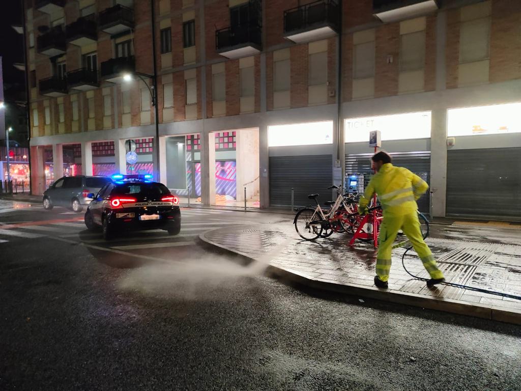 GruppoVeritas's tweet photo. Gli interventi degli #OperatoriVeritas nella città di #Mestre.

@CMVenezia @comunevenezia @LuigiBrugnaro https://t.co/luX5liYI1w