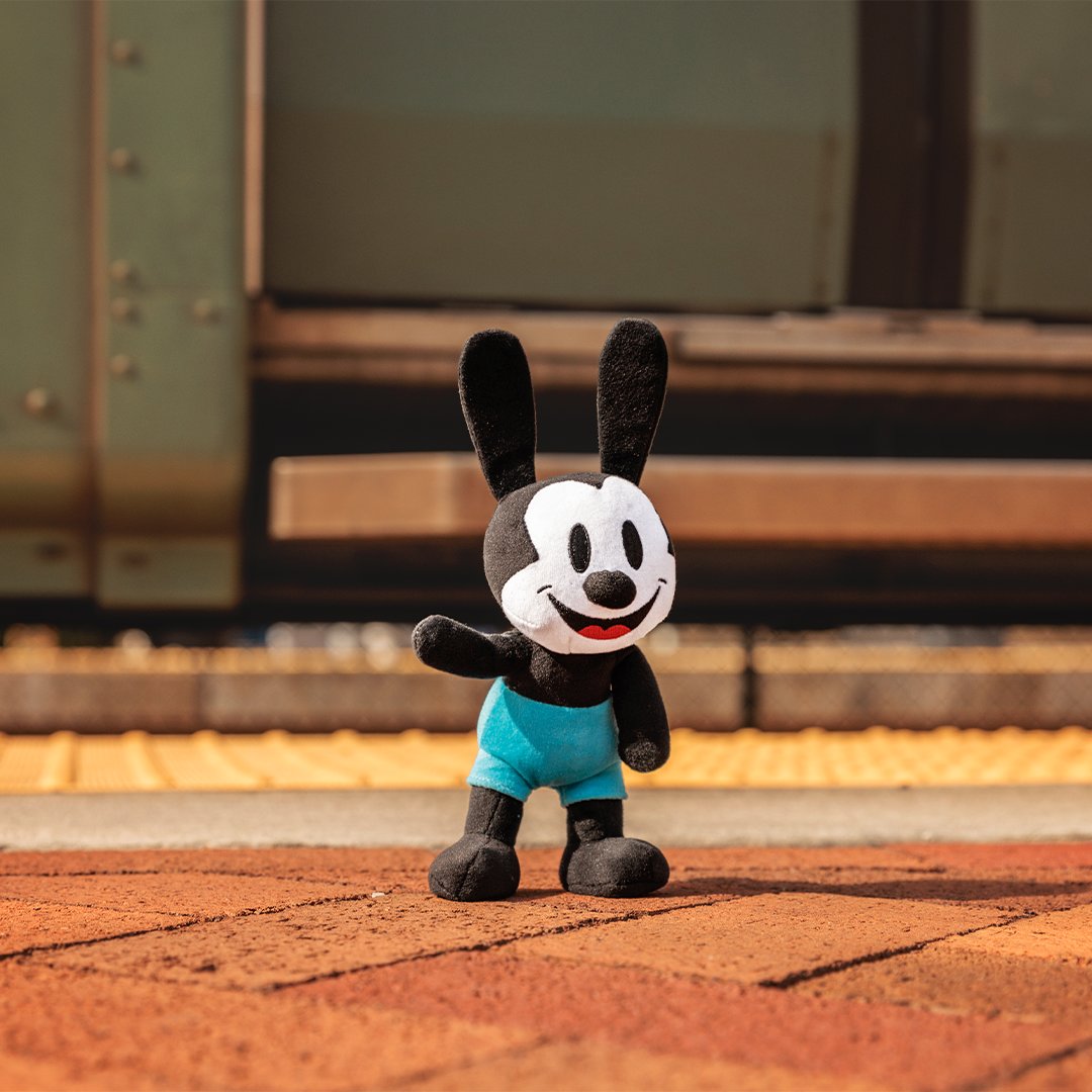 Welcome Oswald to the #disneynuiMOs fam 💙 di.sn/60133unIJ