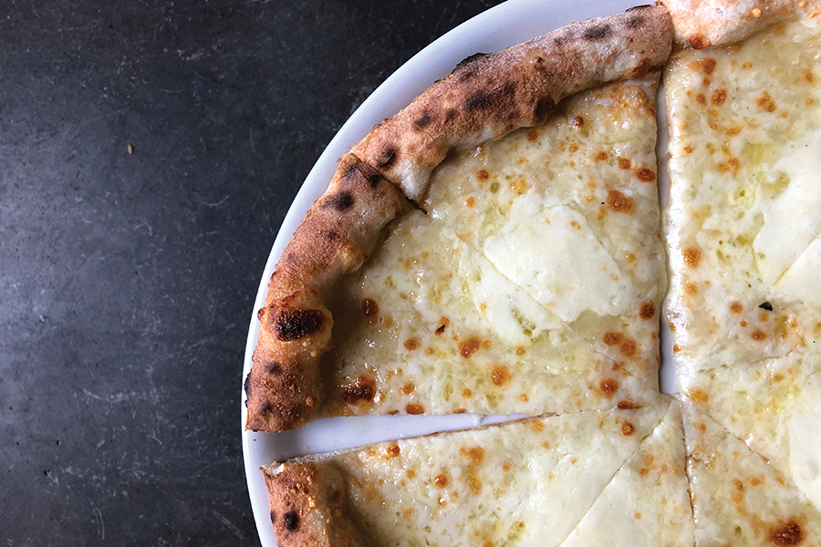 PizzaToday's tweet image. EXTRA CHEESE is a Top 5 Pizza Topping. But how do you price it correctly? Mike Bausch has the answer: pizzatoday.com/topics/extra-c…

#pizza #pizzatoppings #pizzaprices