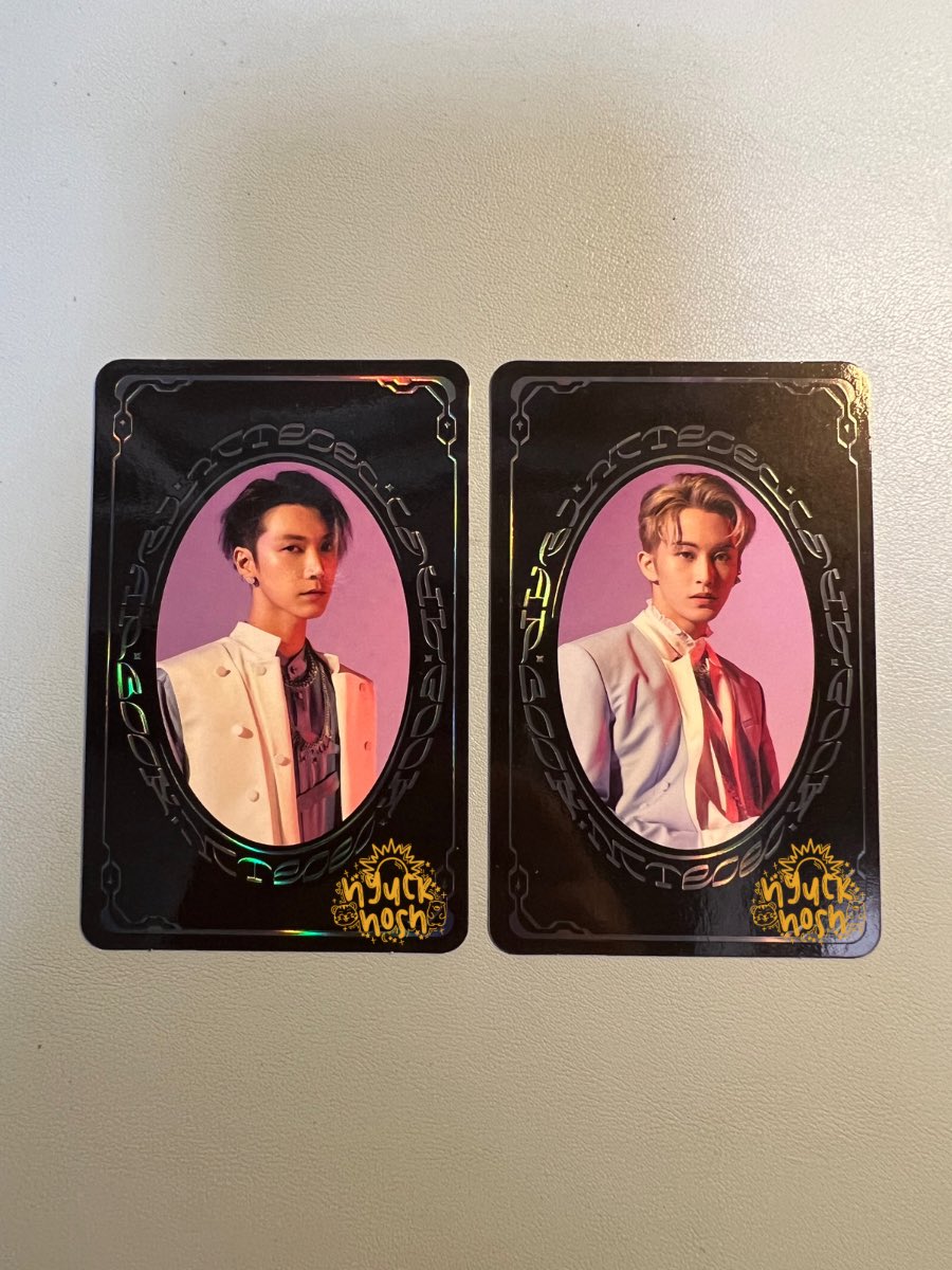hyuckhosh_cart's tweet photo. wts lfb onhand ph 
#hyuckhoshsells

— mark ten yearbook card

for 300! sold as a set lang po hehe

see carrd for more info 
reply/dm to claim 🫶🏼

🏷 nct dream 127 wayv resonance ybc https://t.co/6tAe9B93cK