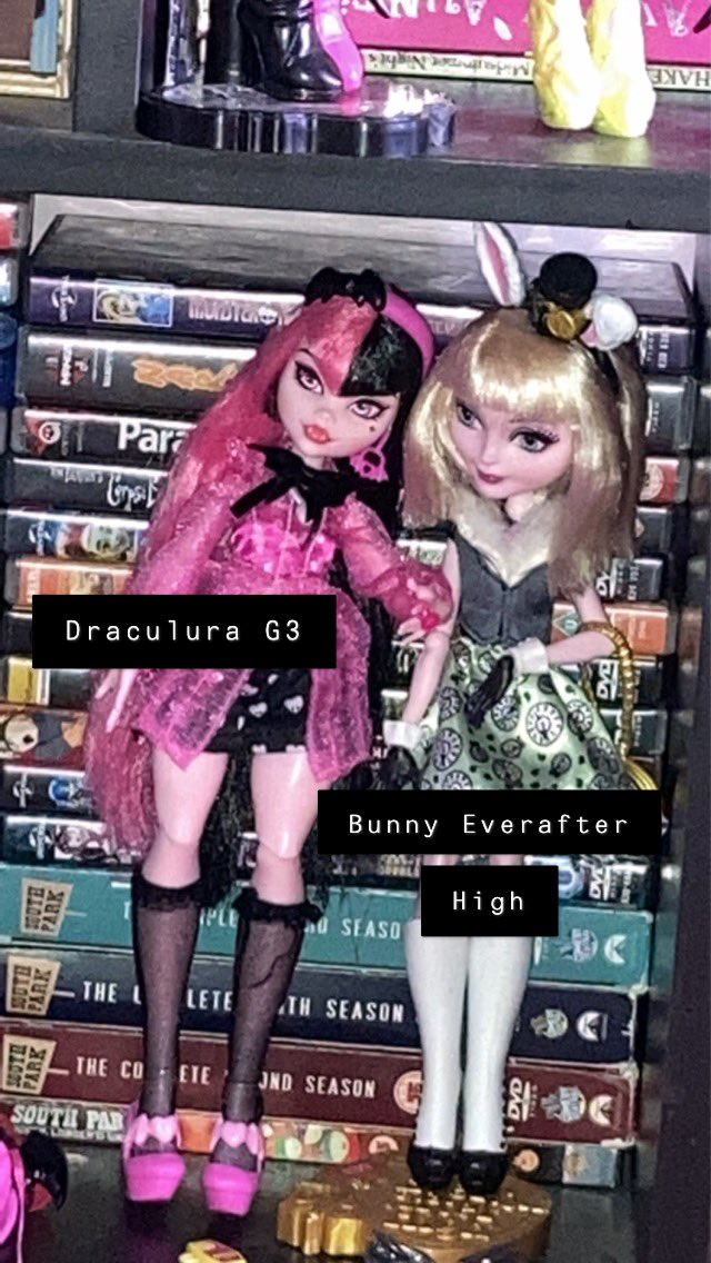 LifeIsACarousel's tweet image. So i have my backup acct now and i decided i was gonna show people which dolls i got since my birthday 

@Lucky_L0v3_ says shes scared of them but shes dum

#monsterhigh #MonsterHighG3 #bratz #everafterhigh