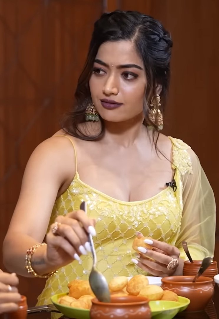 Rashmika Love tweet media