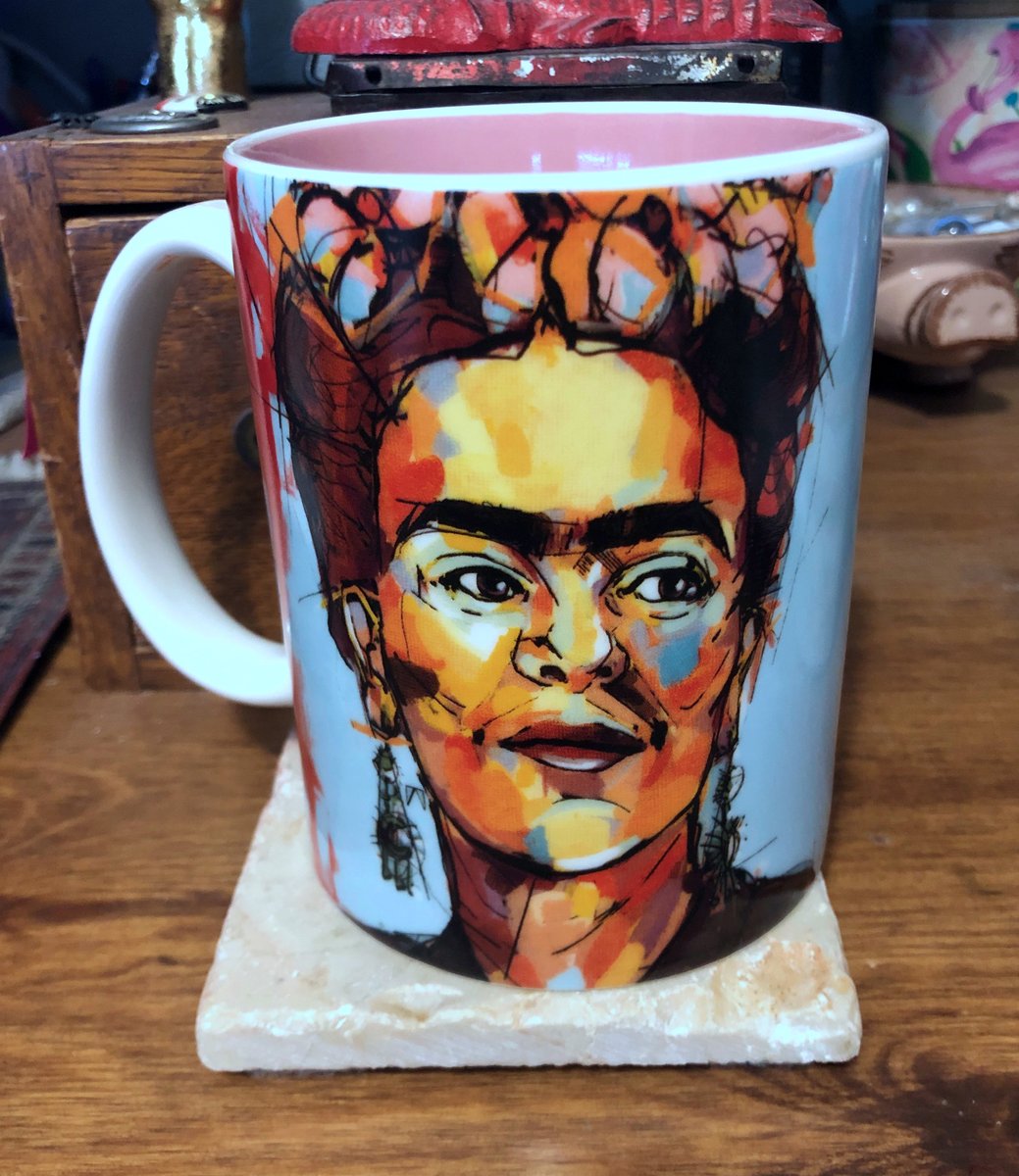 debjeans's tweet photo. New year, new mug πβοΈ #mugshot #FridaKahlo #mugobsession https://t.co/WfIAtBa8pE