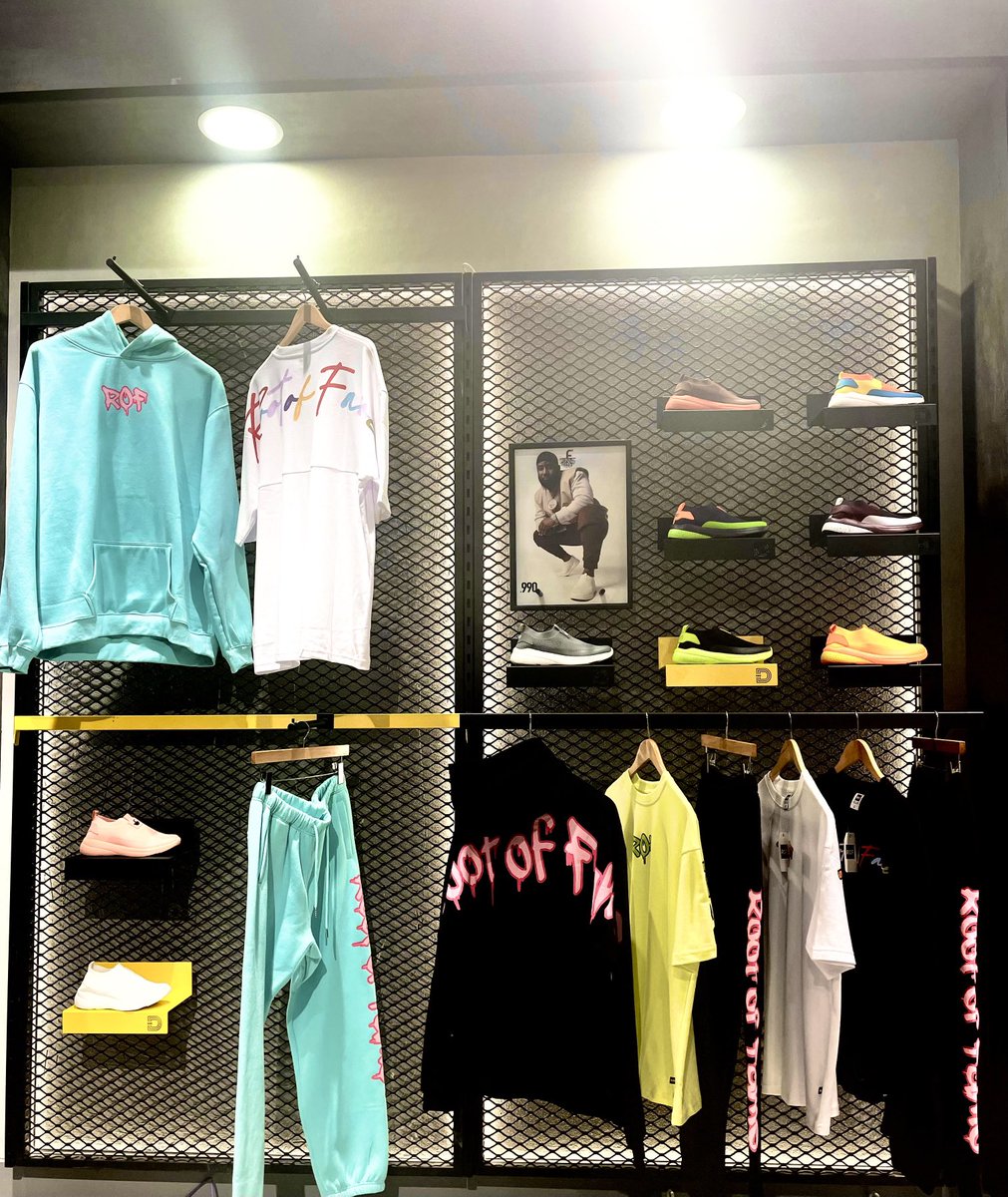 rootoffame's tweet photo. You can easily mix and match ROF Capsules and T’s with any of your fave ROF 990 sneakers
#ROFCapsules https://t.co/YeZZhAtfP3