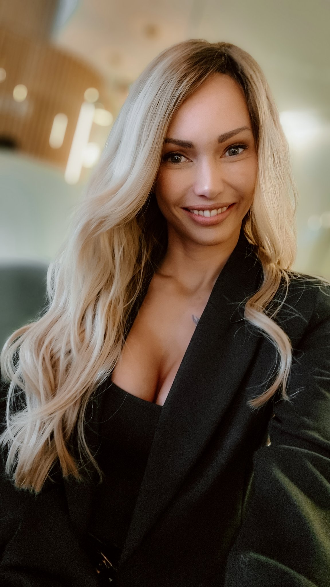 TW Pornstars Roxys MILF Model Content Creator Twitter Took Some working-day-in-my-life-work-and-travel-hindi-video-ganesh-kini