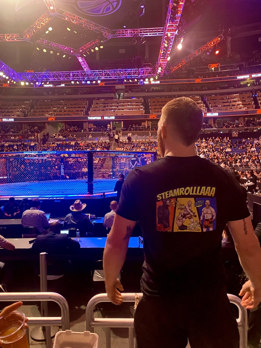 SteamRollaa's tweet photo. Check out my @millionsdotco Page!!! Signed merch, memorabilia & more ๐ฅ ๐ฅ ๐ฅ #TeamSteam #Teamrollas #Millions #BestFighterMerch
https://t.co/4Vp4UDZj2P https://t.co/A8iMMPLXOJ