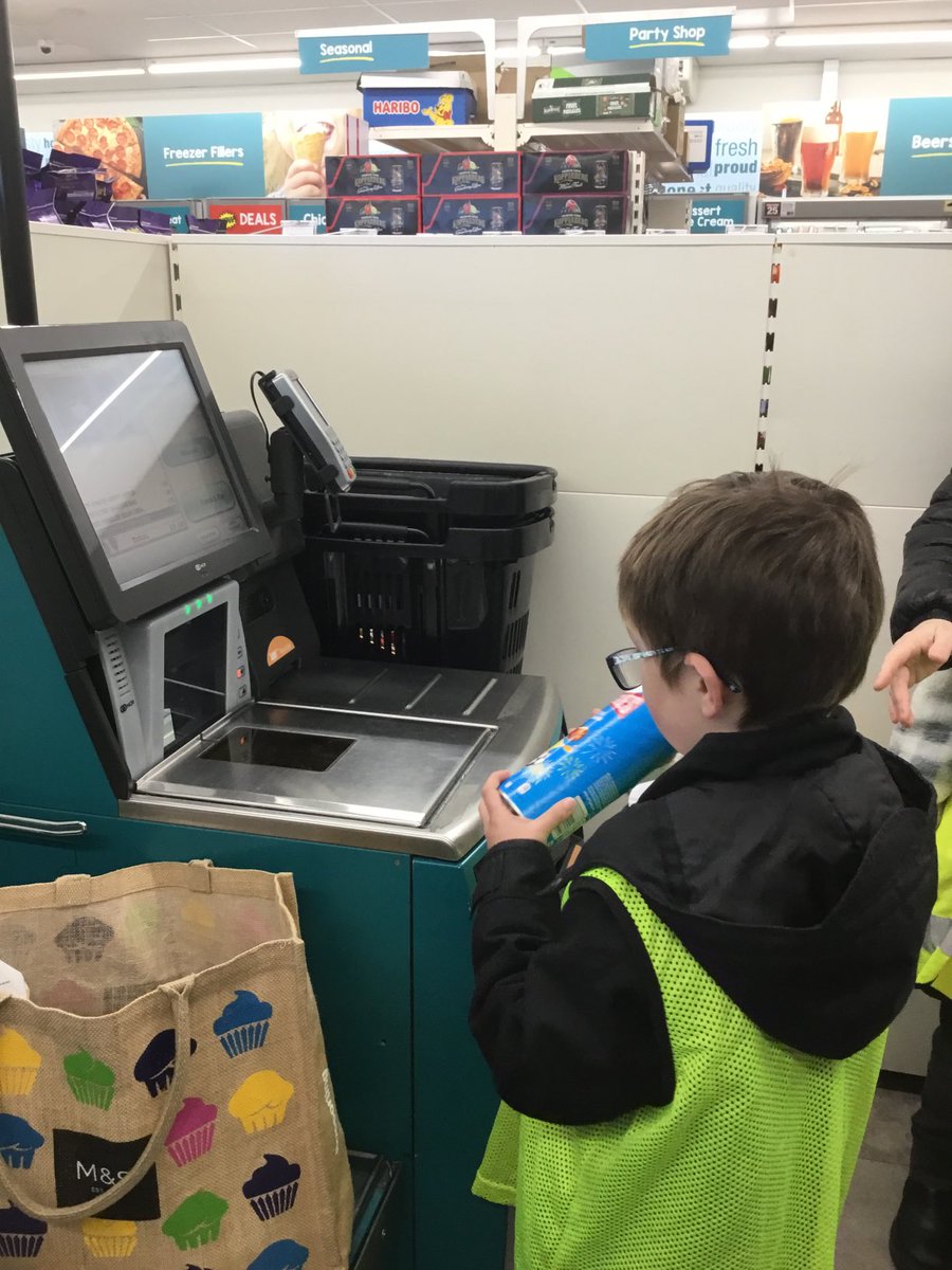ReachPrimary's tweet image. Experiential learning #makinglists #addingandcounting #lifeskills