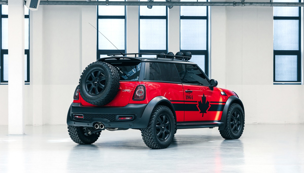 MINIUK's tweet photo. A one-off with attitude. Say hello to ‘The Red Mudder’. Designed by brothers Dean and Dan Caten of DSQUARED², this rugged MINI is prepared for anything ‘The Great White North’ can throw at it.
Can you tell us which country that is?
#MINIUK #DSQUARED #MINIOneOff https://t.co/BTGUYHMI5a