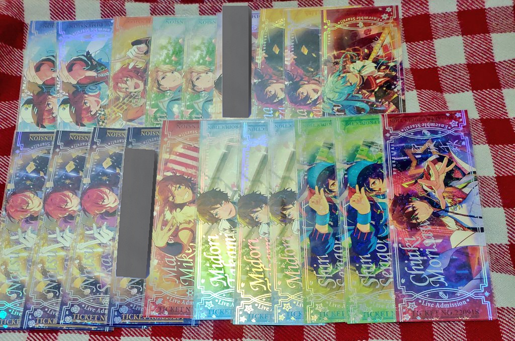 【交換　譲渡】あんスタ　中国　オーロラチケット　オーロラチケ

(出)
★…零,レオ,茨,薫
☆…凪砂,司,嵐,渉,夏目,翠,千秋,なずな,北斗,晃牙,光,真,忍,斑,友也
●…颯馬,創,ひなた,ゆうた

(求)
燐音1
●のみ譲渡可…350円＋送料
譲渡は2～