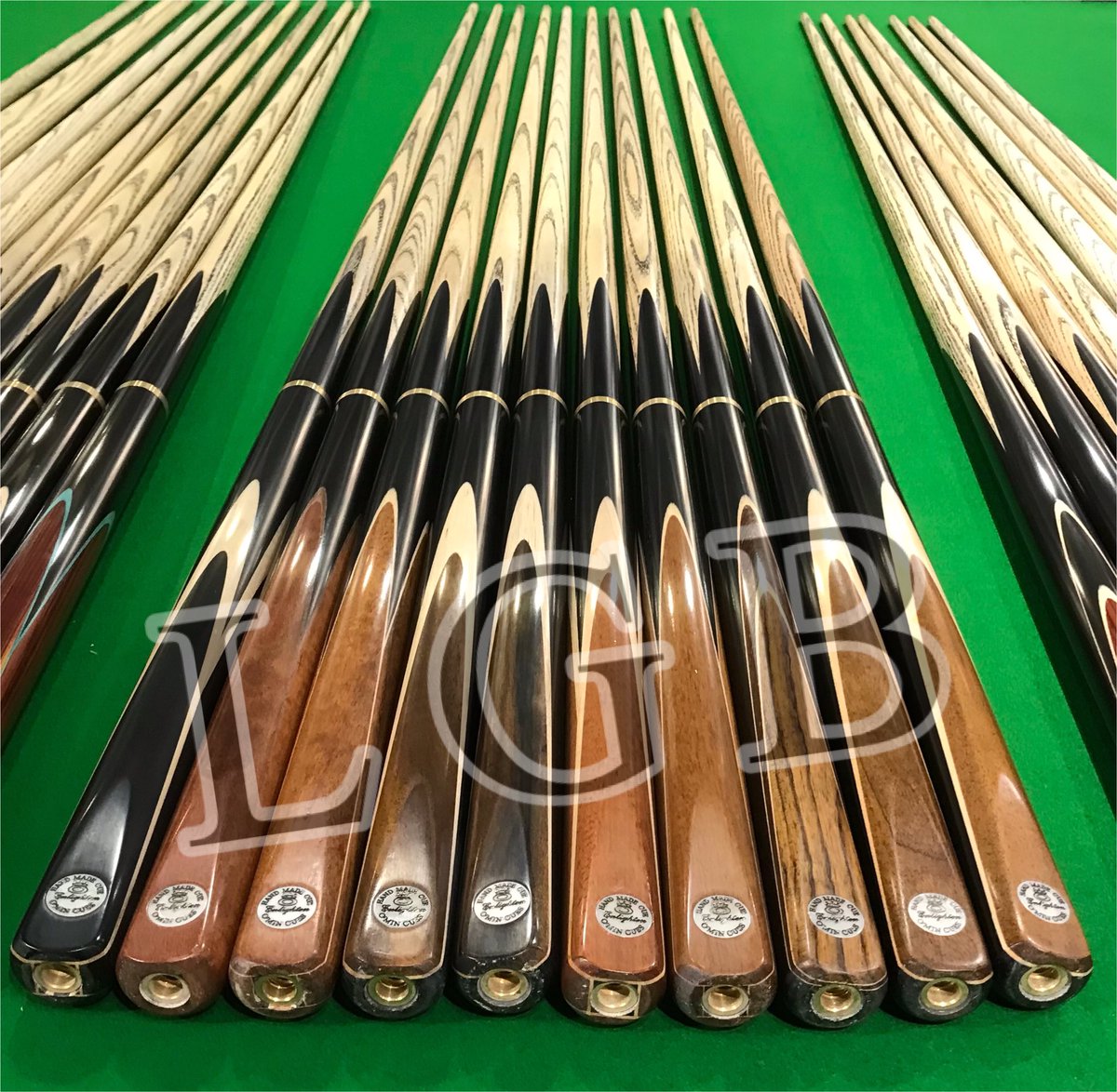 Nishaka73873152's tweet image. 🎱Omin cues💫
#billiardcues
#snookercues
#poolstick✨