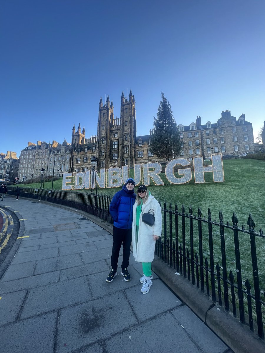 hanlynnx's tweet photo. Edinburgh 🫶🏻🥂🥰 https://t.co/5rYYscRkm1