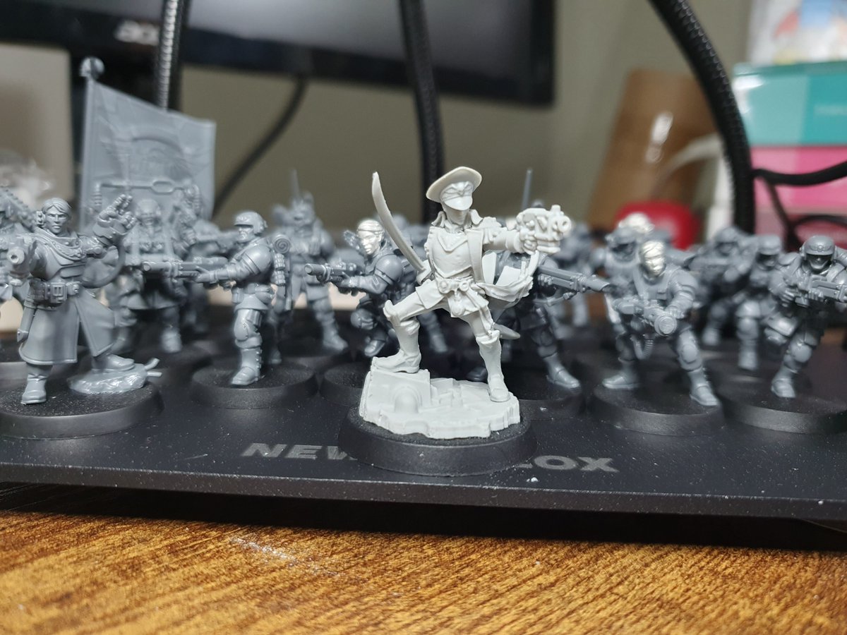 Bram_Paints's tweet photo. Having once again forgotten that twitter exists, here's 3 days (and NYE) of progress on the #hobbystreak thing for #wipwednesday. The bits of Cadia Stands that aren't artillery are now built, along with Severina Raine and half a hellhound #warhammercommunity #warhammer40k https://t.co/6sUa98IKtT