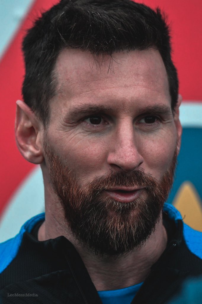 Messi is back in training with PSG 🔥