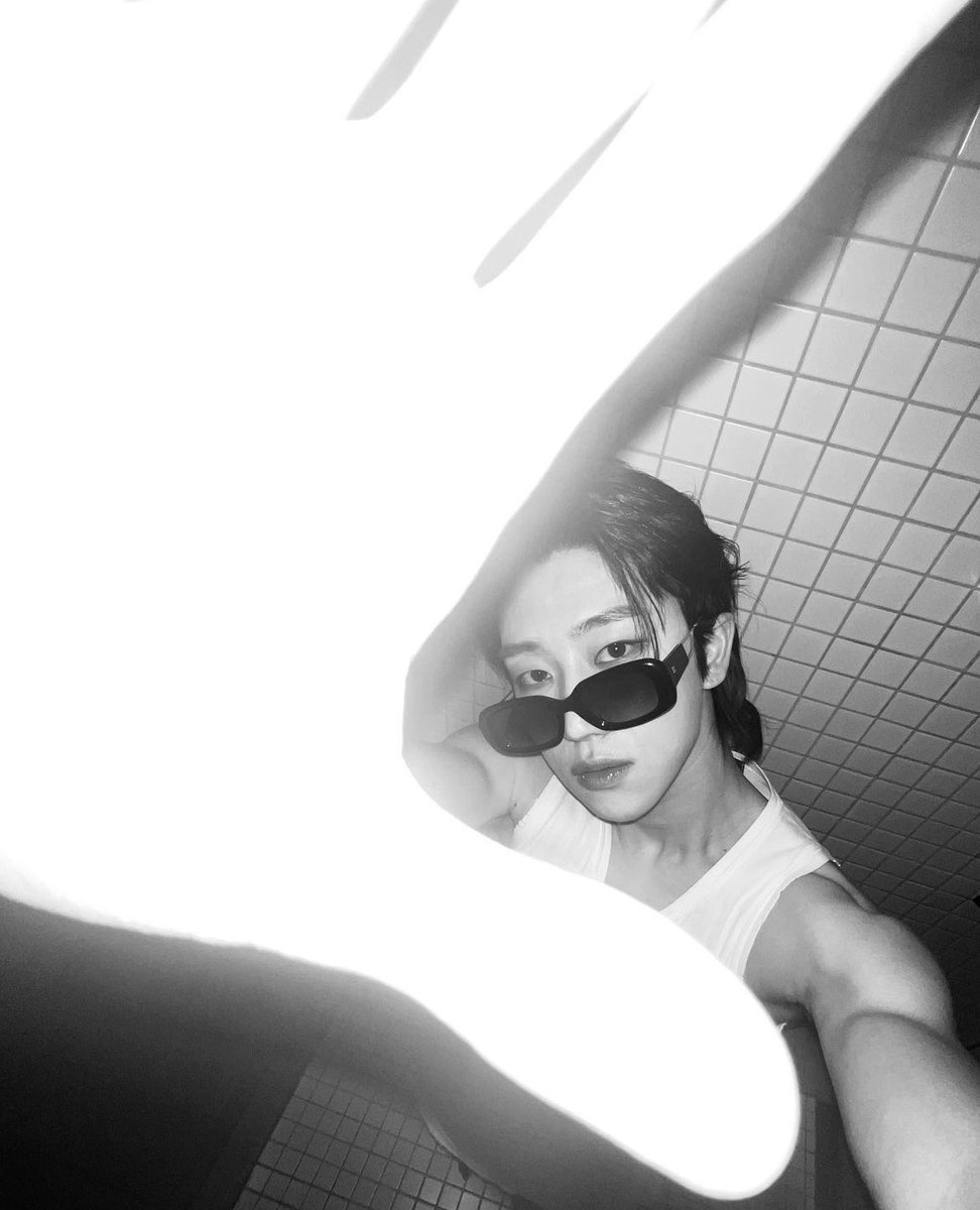 qv5b_'s tweet photo. 🖤 https://t.co/Jbsr7p9muX