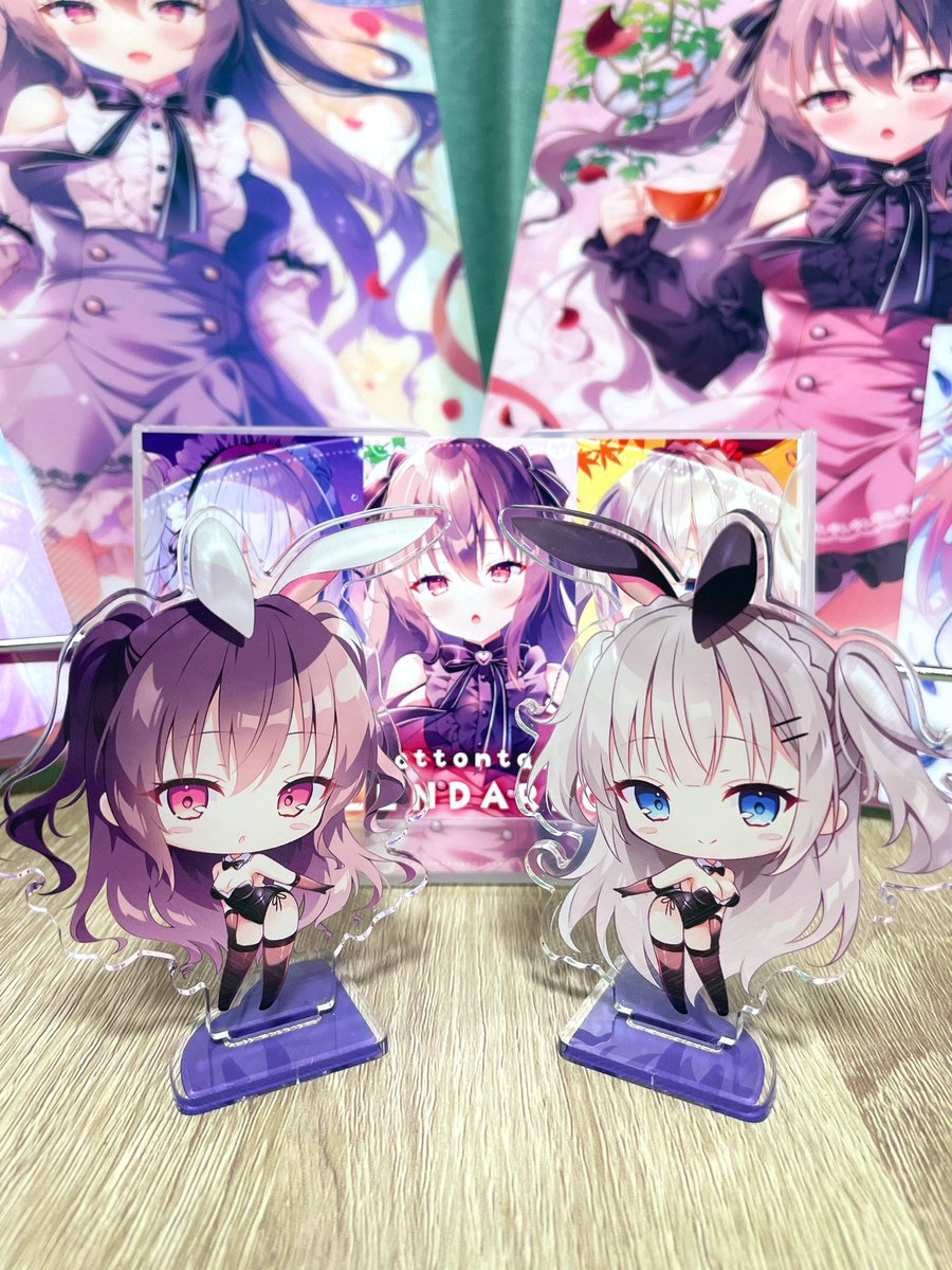 「セットのグッズの中身ちゃんと全部撮ってなかったので!アクスタ是非組み立ててもらえ」|なのはなこひな🌸のイラスト