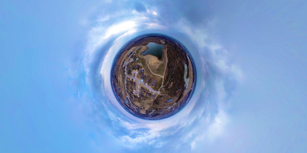 vzenthecreator's tweet photo. Tiny Planet https://t.co/CnaqOCEmQz