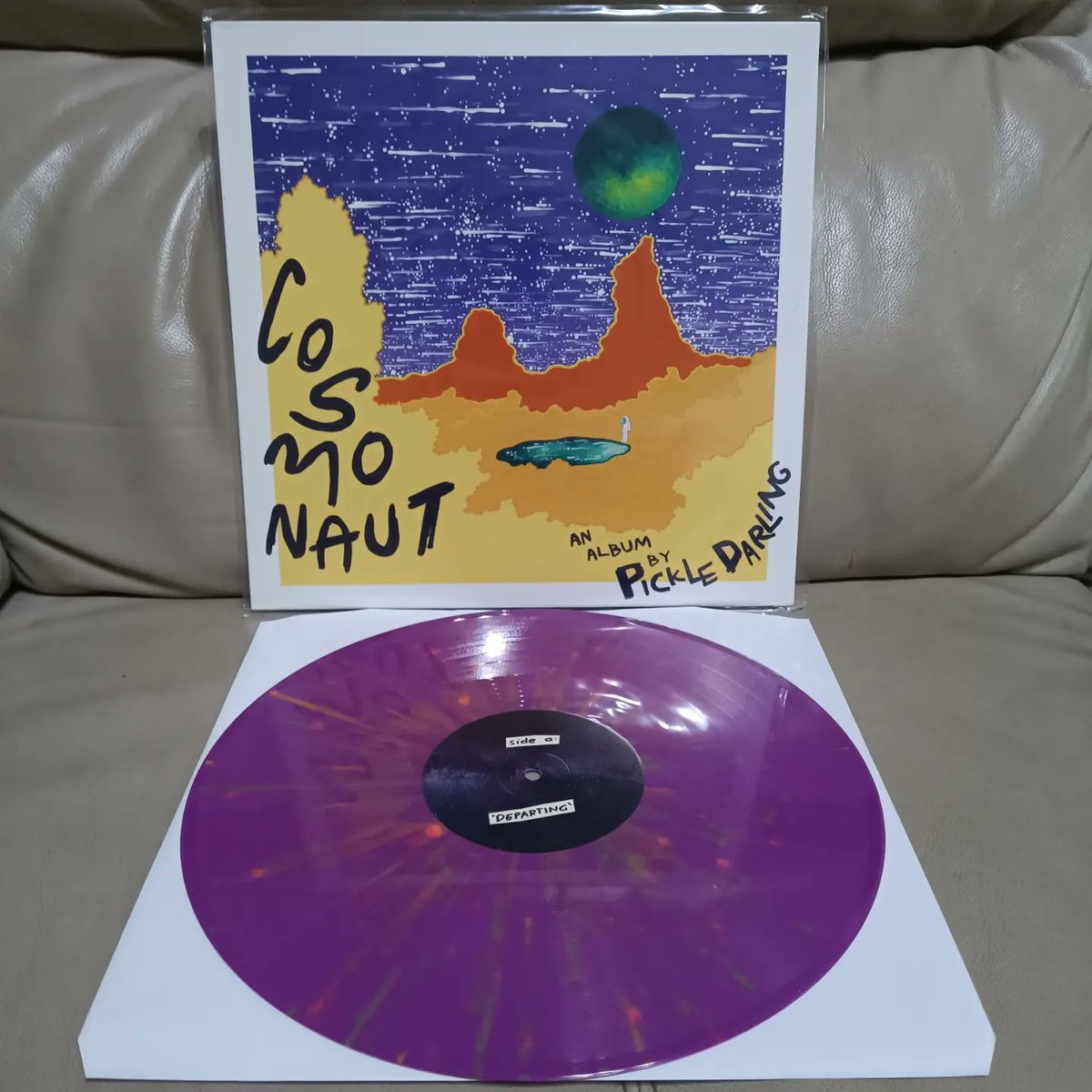 eminsm's tweet photo. My Pickle Darling - Cosmonaut
Mulus / 300K https://t.co/ARXSymO3ZW