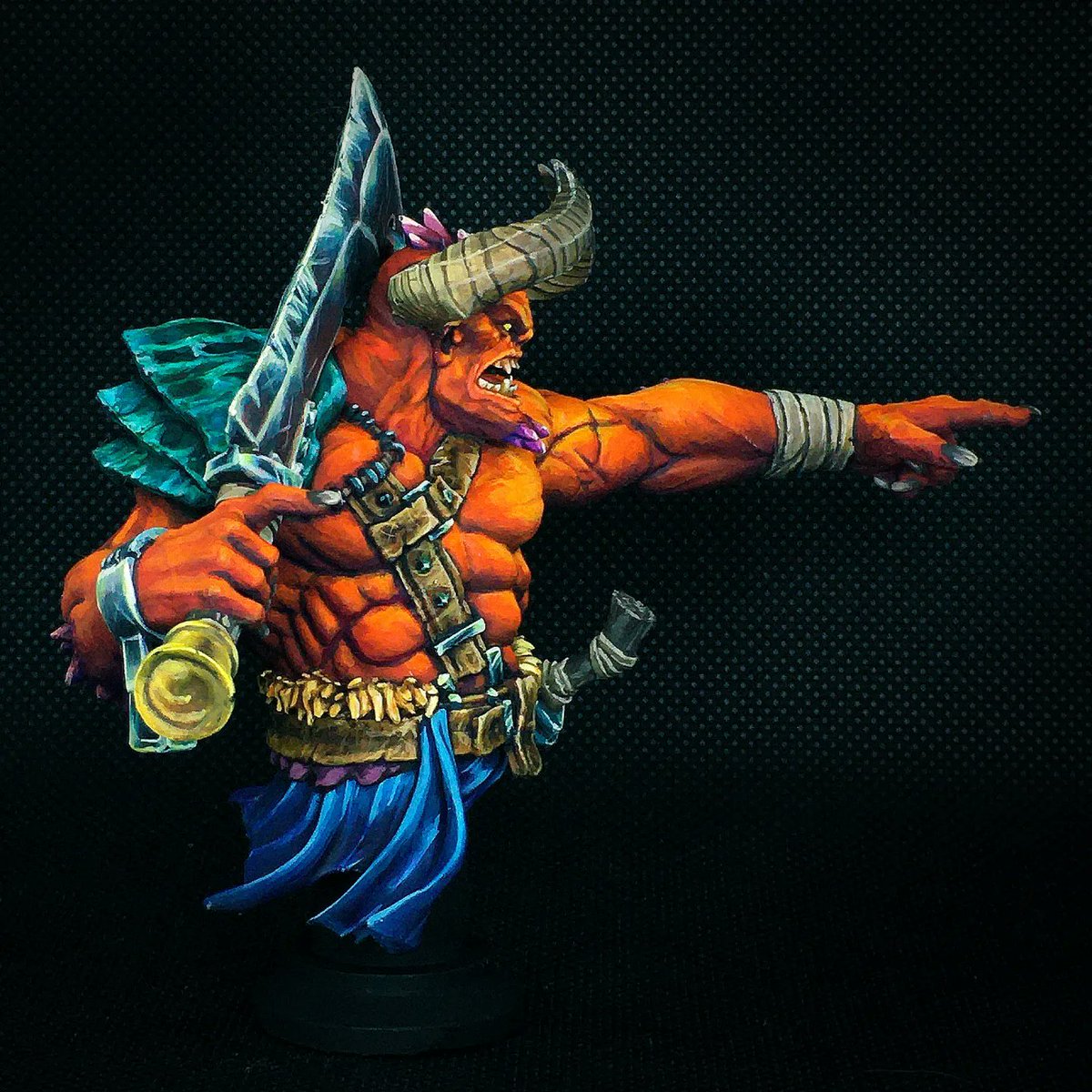 pacoxo88's tweet image. 📸 Fotos del busto Myrmidon de @OP_Models para el reto de @chushammer e imprimido por @Vidowaz_Minis. Contento con el resultado, en el que he usado bastante las nuevas Dual Exo de @Ak_Interactive. Espero que os guste 😊 #paintingminiatures