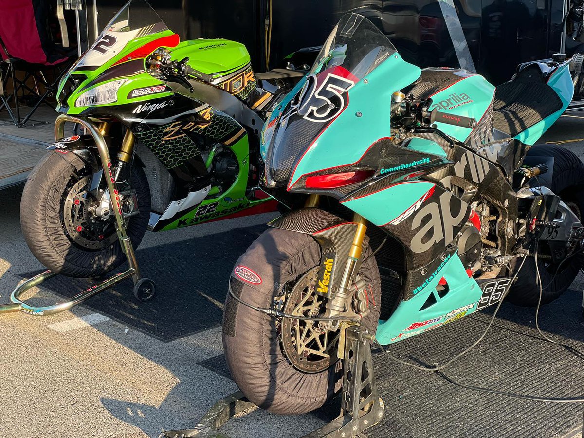 IT or JAP? What a choice! Both running with #hiflofiltro