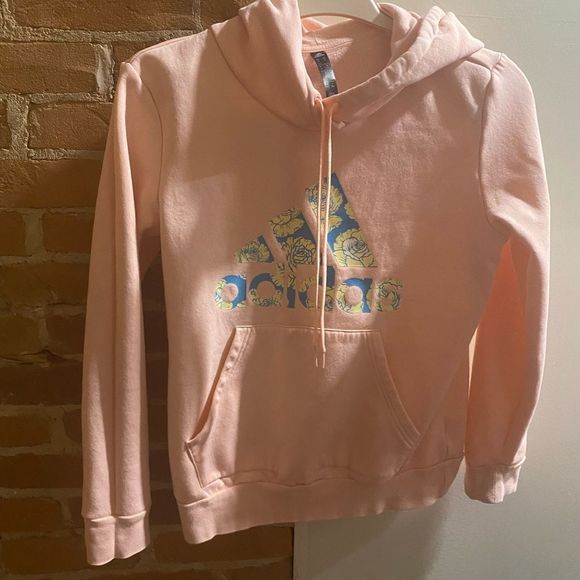 PatsyPetrie1's tweet image. So good I had to share! Check out all the items I'm loving on @Poshmarkapp from @AttireFire #poshmark #fashion #style #shopmycloset #adidas #freepeople #selfesteem: posh.mk/mrfh1V9wjwb