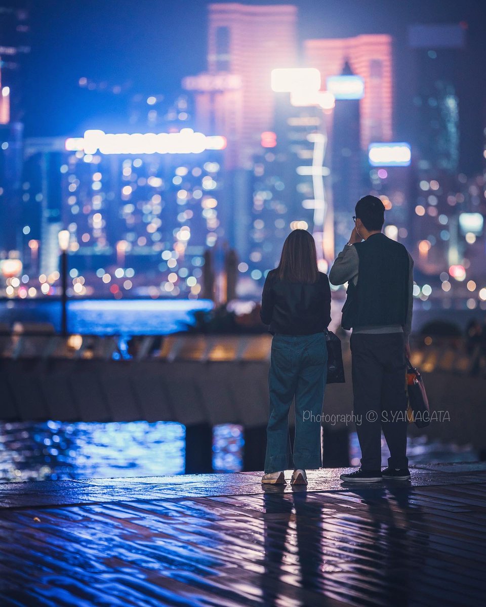 zirosou's tweet photo. harbour illumintation #hongkong #discoverhongkong #nightshooters #streetphotography #streetreflection #135GM #香港 #宗次郎
https://t.co/8mCliVuFoi https://t.co/DqlH7g3gqV