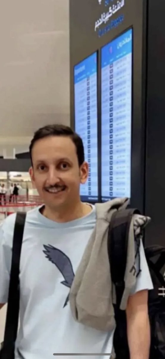 #الاجواء_الحلوه

ولد العم سعد عوض الهبيده في رحلة علاج ب أمريكا لعلاج ولده عوض من السرطان 

أسال الله منزل الغيث ان يشفي عوض ولبسه ثوب العافيه 

لا تنسونه من دعائكم