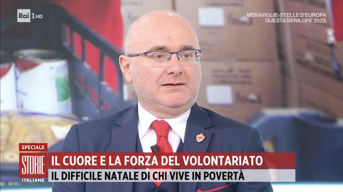 crocerossa's tweet photo. 📍L’impegno costante delle Volontarie e dei Volontari della #CroceRossa per non lasciare indietro nessuno. Il racconto del Vice Presidente CRI @rosariovalastro a @storie_italiane su @RaiUno.

Puntata integrale ➡️https://t.co/grlDW4YHtK

#UnItaliaCheAiuta https://t.co/s7Zc79ANCR