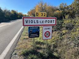 MatthieuxNavex's tweet photo. Très bonne initiative du maire de #Pantin > #pantine. Attention à ne pas l’appliquer partout… #ViolsLeFort https://t.co/pV5F30Mr4j