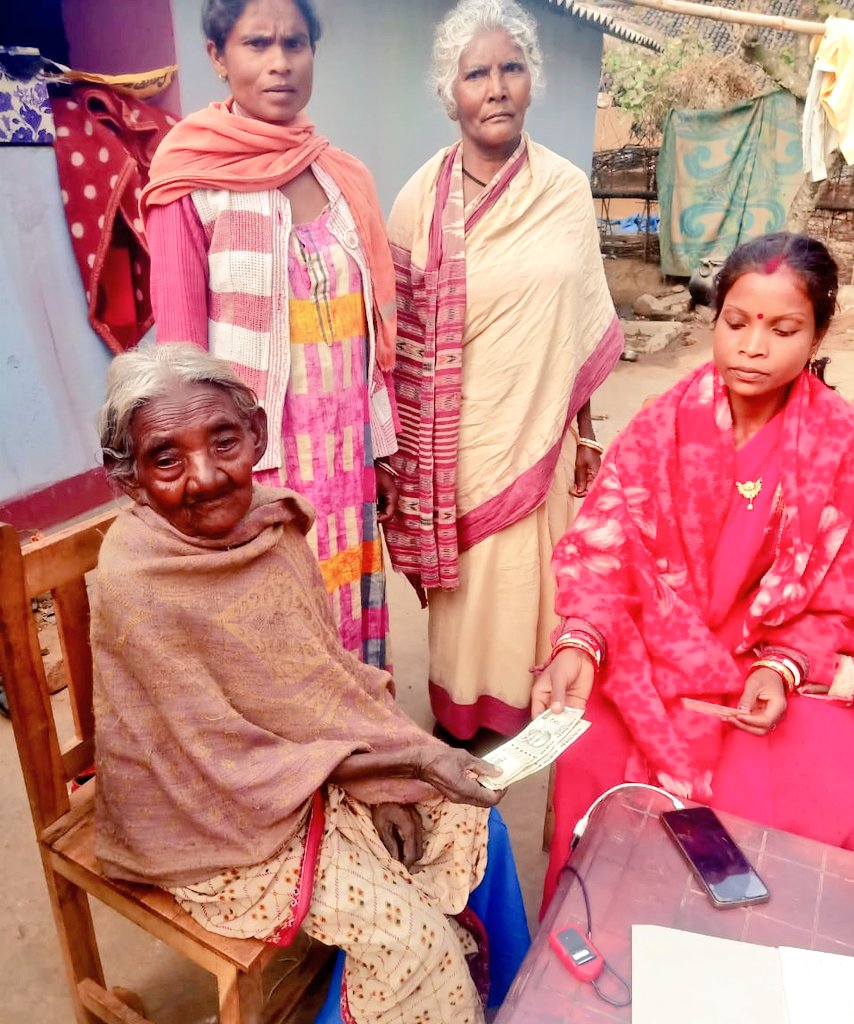DC_Chaibasa's tweet photo. महोदया, संलग्न बैंक खाते पर हस्तांतरित पेंशन की राशि माता जी को उपलब्ध करवाया गया है.🙏 https://t.co/ldNMxIZB6G