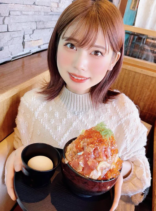 『彼女と海鮮丼なう!』って使っていいよ!!!! 