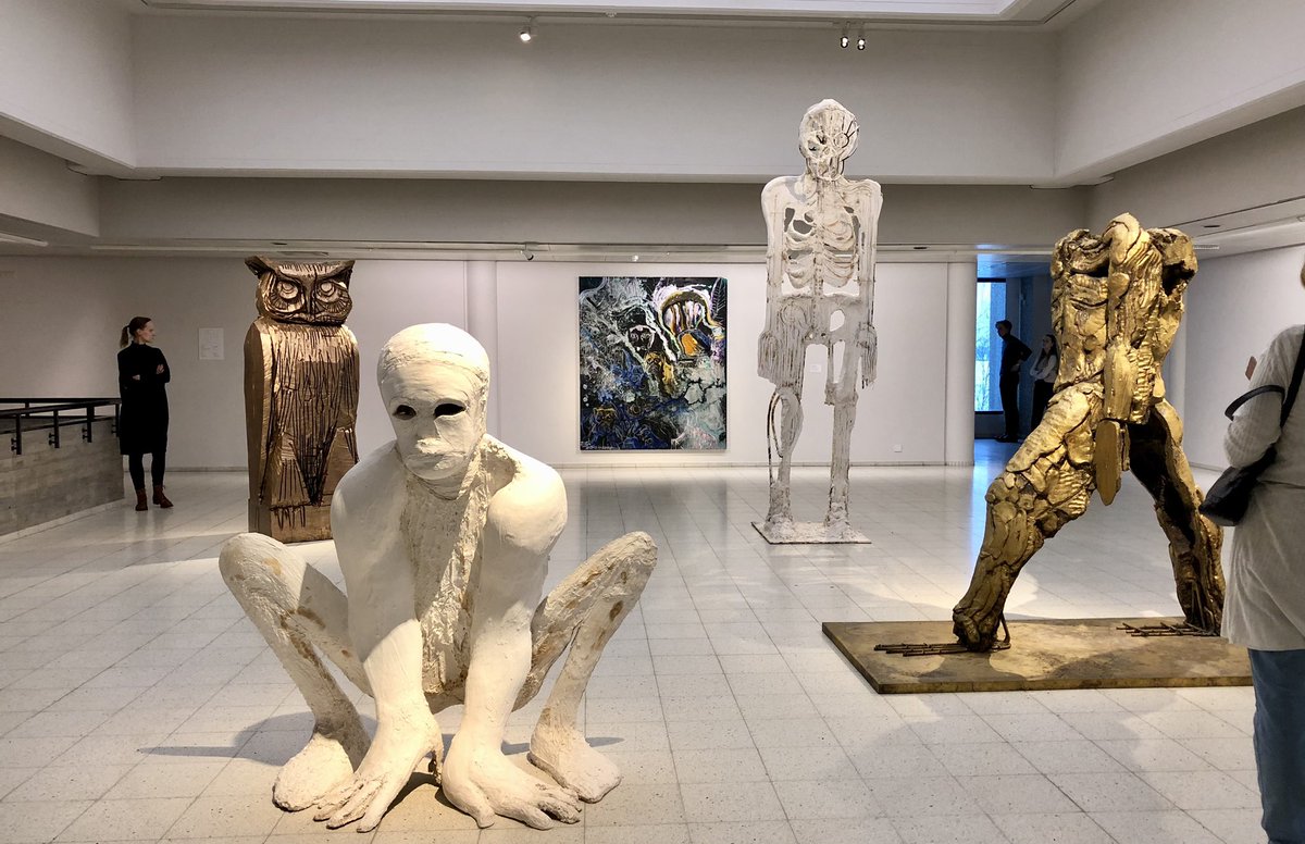 Kuka laittaisi pystyyn adressin @SaraHildenArt taidemuseorakennuksen pitämiseksi näyttelykäytössä? Sielu itkee, jos #Tampere ’en hienoin museo suljetaan, kun uusi valmistuu keskustaan. Houseagon ja kumppaneiden näyttely vielä 15.1. asti.