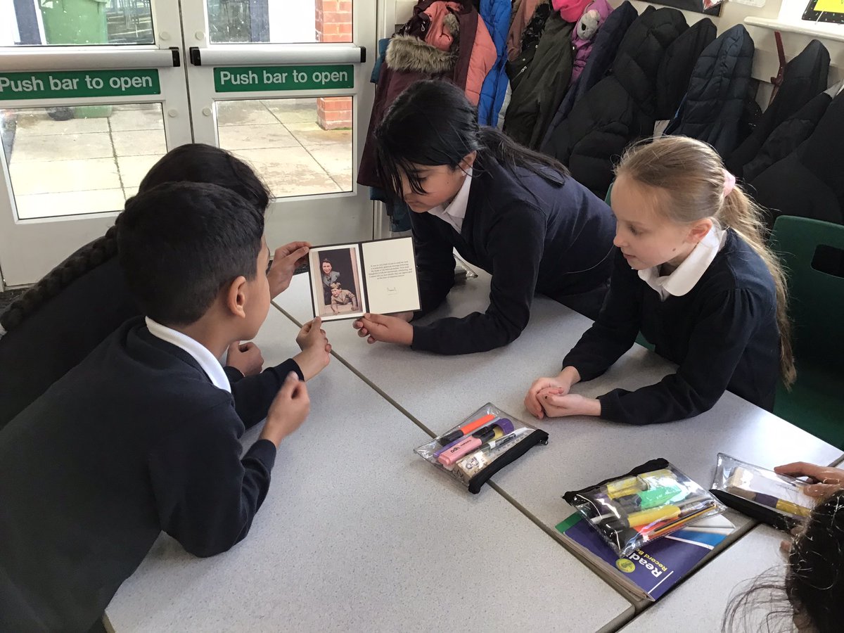 PindersPrimary's tweet photo. Children in Year 4 were excited to receive a special letter today after writing to His Majesty the King on the death of Her Majesty Queen Elizabeth II. #PPBritishValues #PPRSHE @RoyalFamily https://t.co/AkKINmf0Qb