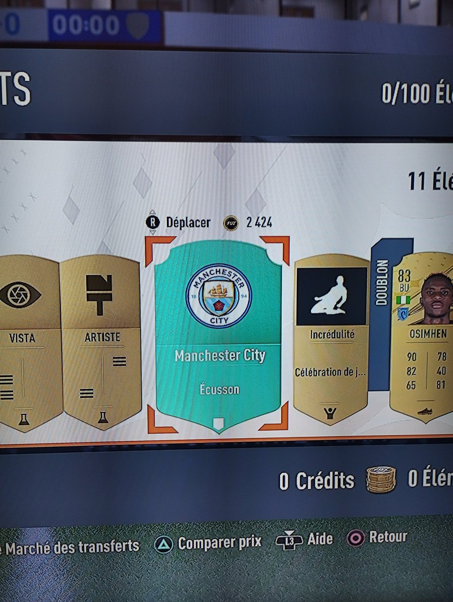 Jiggleaf's tweet photo. J'ai une question pour tous les joueurs de FIFA 23 : Pouvez-vous m'expliquer ce que j'ai obtenu ? Cette couleur je la vois jamais. 

Voilà voilà

#fifa23 #PS4 #FIFA https://t.co/CYSEeSmKRg