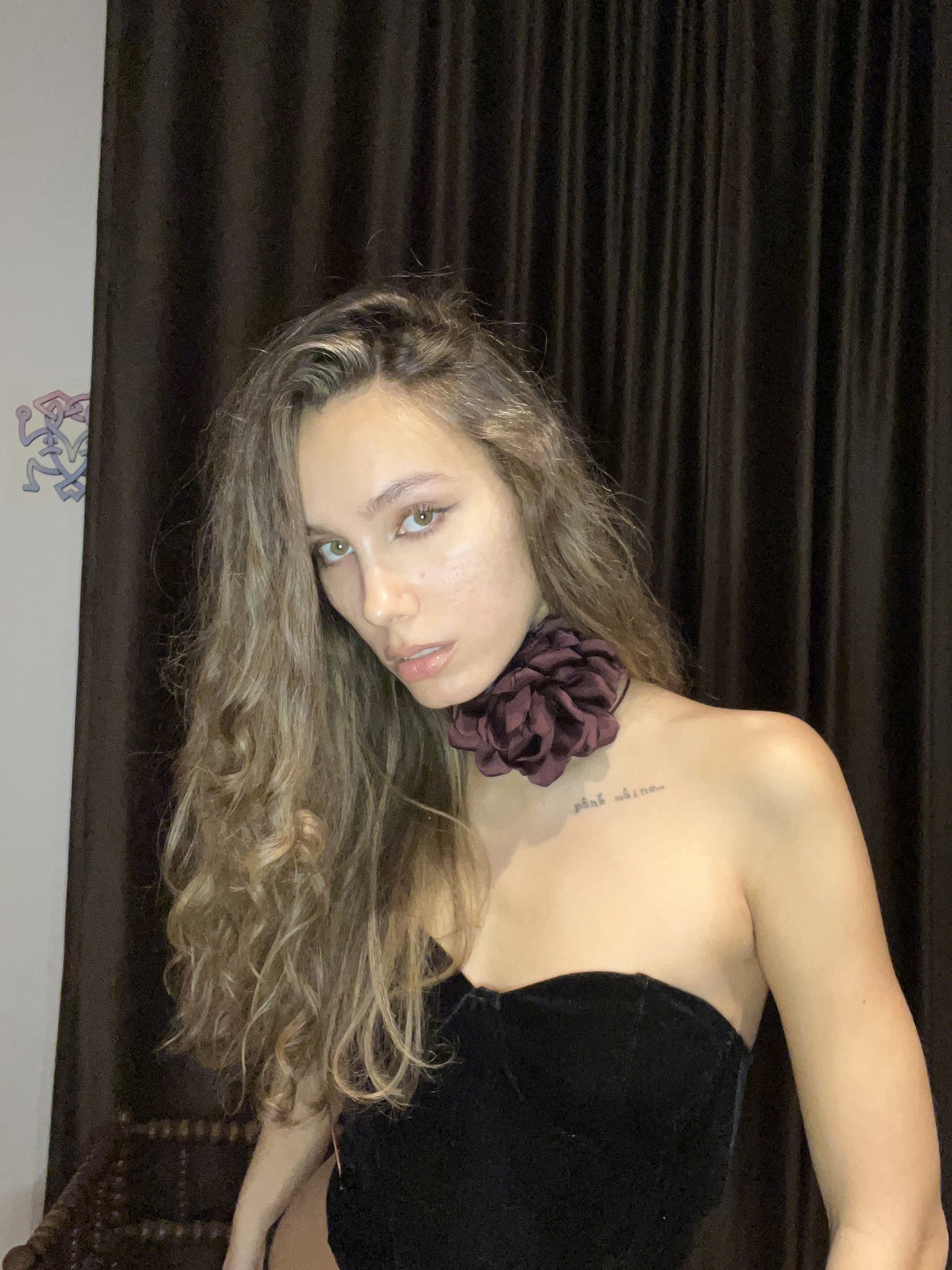 Most importantly, if you fell sexy, look sexyy 😜 💦💦https://t.co/nHMye1ZgVt 💦💦 https://t.co/rlZlQxosaW