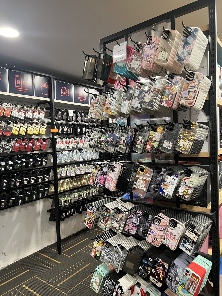 najihahshahrel's tweet photo. Korang! I terjumpa this shop jual casing cantik, good quality with affordable price 🫶🏻

Ada mix bundle (buy 3 free 2) https://t.co/pP7fqgY2Lc