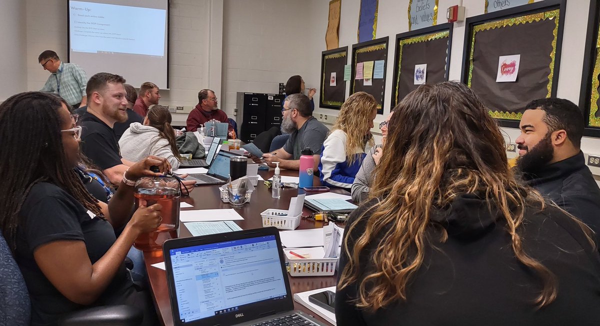 Thank you to the EL team for the relevant, engaging PL today! The #LionPride continues to collaborate and grow together! @DrWare_FCPS @EL_WHS_FCPS @SIOPModel @MrsIvey_WHS @FCPSMaryland