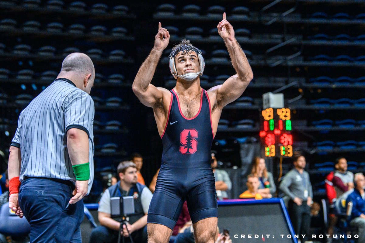 NCAAWrestling's tweet image. Vote for the #NCAAWrestling Photo of the Week 📸

1⃣ @Hawks_Wrestling Toes on the Line 🦶
2⃣ @tigerwrestling Smooth 😎
3⃣ @HofstraWREST Fired Up 🔥
4⃣ @CardWrestling Top-10 Win ☝️