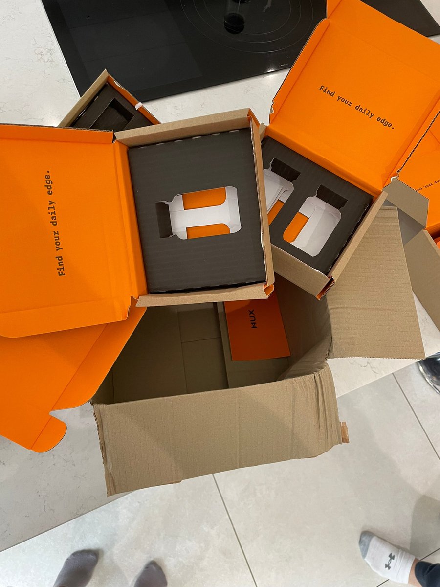 LeeDavyMartin's tweet photo. @HUXhealth your product is great but please be conscious of the packaging. Just received 5 boxes when 1 would have worked. https://t.co/69p8AQbmCn