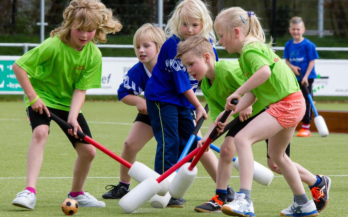 @ alle sportverenigingen in <a href="/shertogenbosch/">'s-Hertogenbosch</a>, vraag de 𝗝𝗘𝗨𝗚𝗗𝗦𝗣𝗢𝗥𝗧𝗦𝗨𝗕𝗦𝗜𝗗𝗜𝗘 aan en stimuleer dat kinderen en jongeren gaan én blijven sporten en bewegen. 🤸 Lees meer en vraag hem aan voor 1 februari 2023. 👉 Ga naar s-hertogenbosch.nl/subsidies (>sport en vrije tijd).