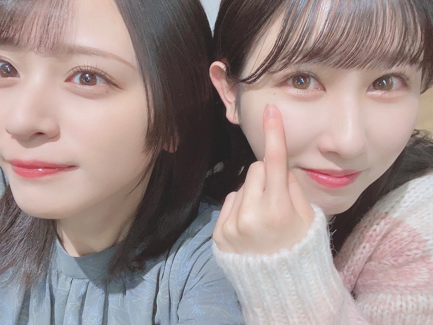 佐々木舞香　サイン＆コメント入りチェキ　2023年 イコラブ] HUSTLE PRESS編集長さん 佐々木舞香サイン入り自撮り