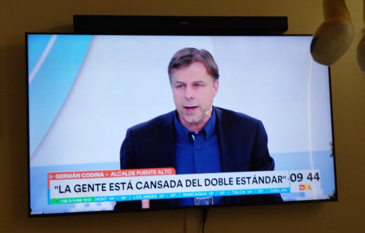 RafaelGomezAbog's tweet photo. @germancodina @CarlosCamposMu @chahuan @desbordes @Diego_Schalper @canal13 en vivo Alcalde Codina https://t.co/A3tKFUpqw3