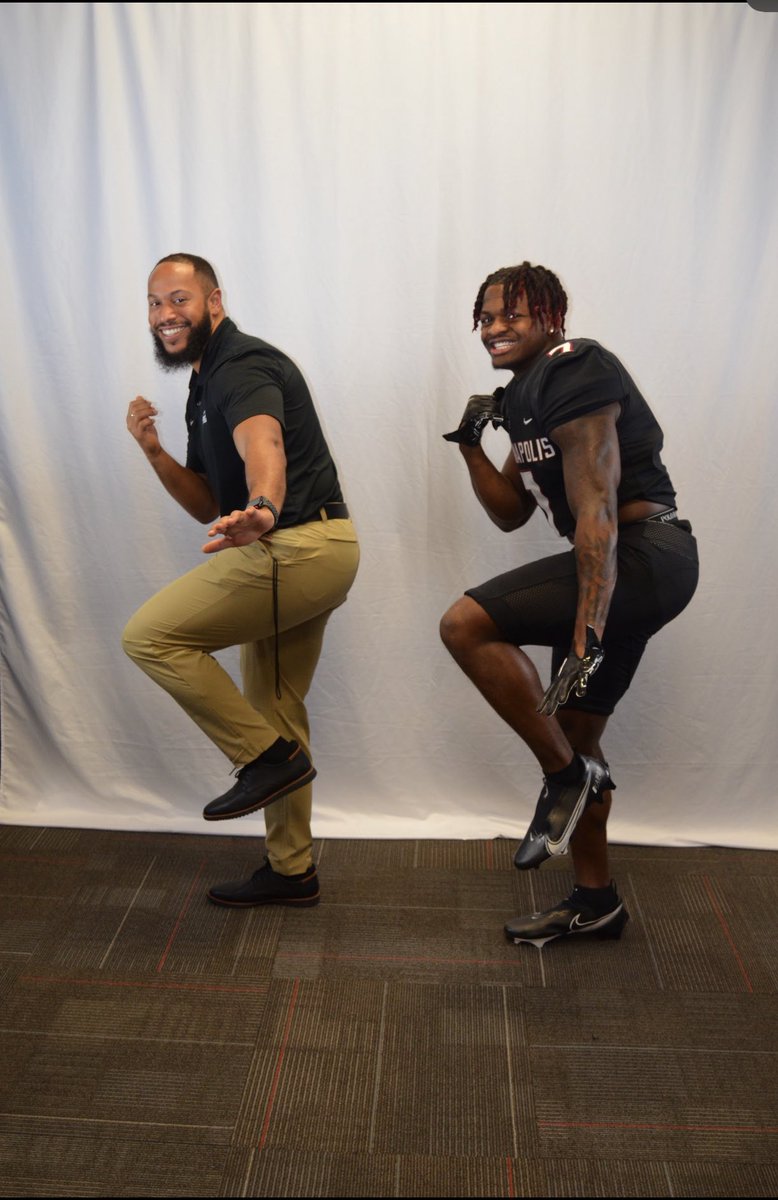 Jon Lewis tweet media