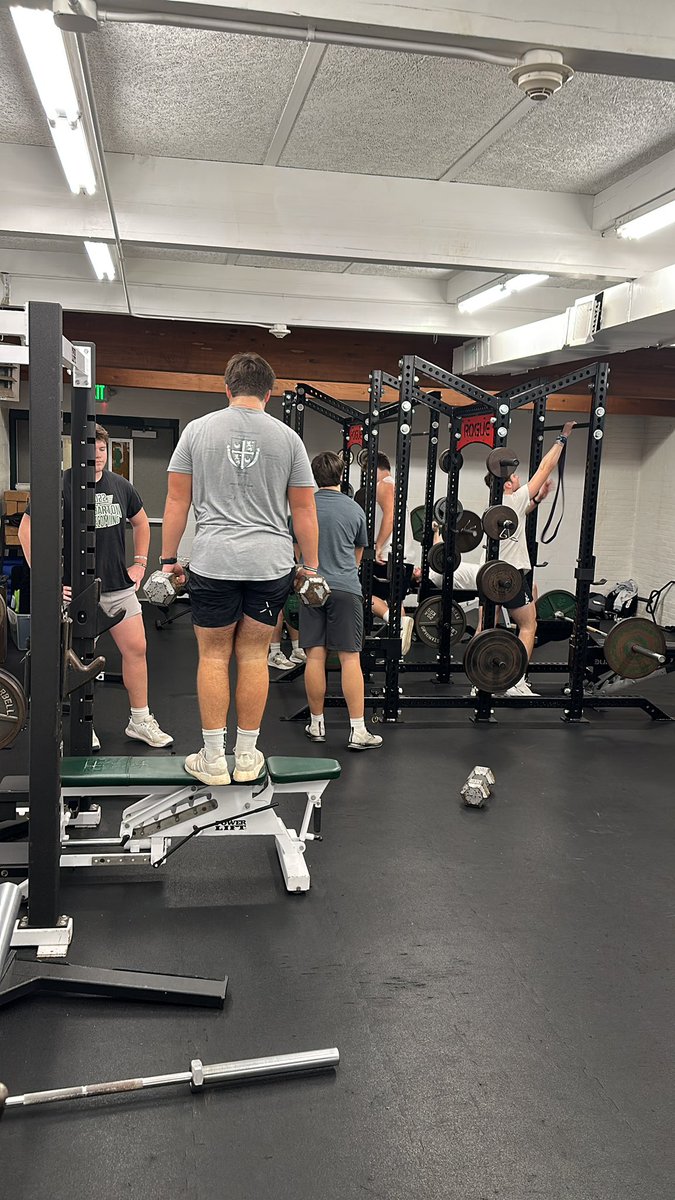 Morning training session with off-season and in-season <a href="/DelbartonFB/">Delbarton Football</a> athletes! #WinToday <a href="/RyanCregan/">Ryan Cregan</a> <a href="/Giacomo_Macce/">Jake Macce</a> <a href="/AustinQuandt3/">Austin Quandt</a> <a href="/C_Martin2024/">Connor Martin</a> <a href="/estey_alex/">Alex Estey</a> <a href="/FehrenbachFrank/">Frank Fehrenbach | 2024</a> <a href="/_JohnnyRiley_/">Johnny Riley</a> <a href="/austen_kivler/">Austen Kivler</a>