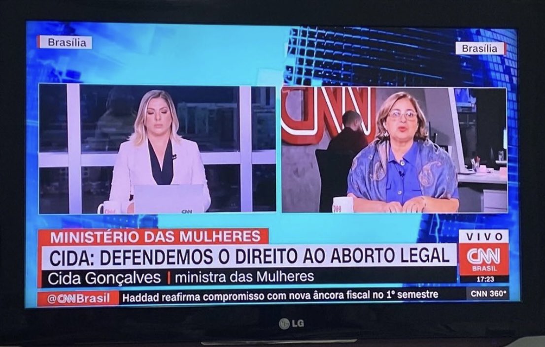 Quem fez o L votou a favor do aborto. Ponto.