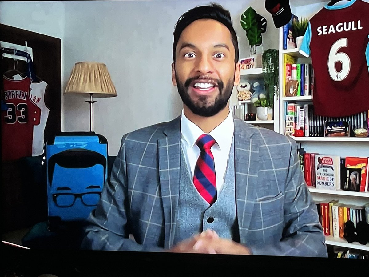 MsVeee's tweet photo. YES!! @Bobby_Seagull flexing that @richardosman #houseofgames rolling luggage (as one would) on BBC news this afternoon-LOVE IT!! 👏🏻👏🏻👏🏻 https://t.co/KJ37z9yOA2