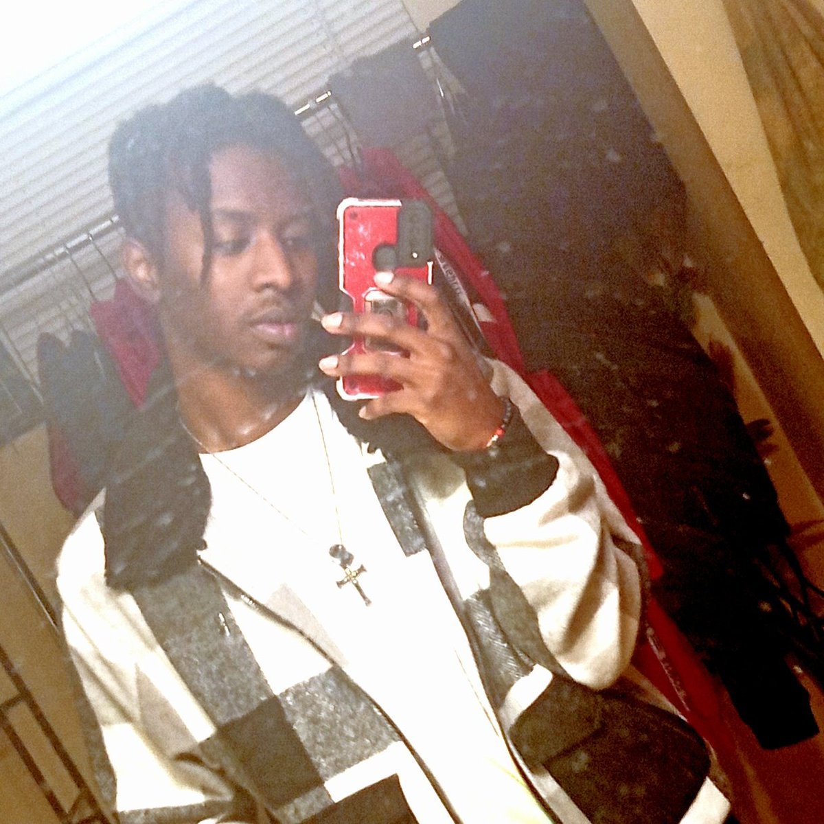 ghostlink2lg's tweet photo. #NewProfilePic https://t.co/4ii7SKrzAw